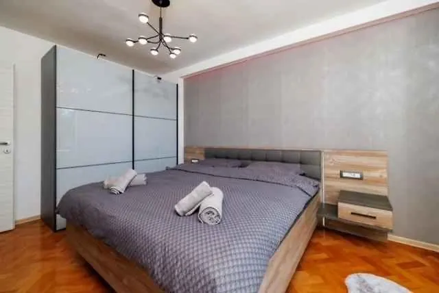 Near In 51716 Apartman