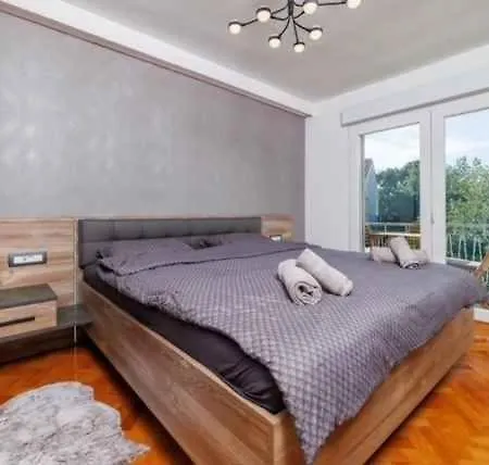 Near In 51716 تْسْغيكفانِتْسا